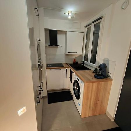 Joli Appartement Au Pied Du Tramway Bezons Kültér fotó